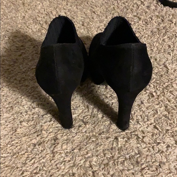 Suede heels - Picture 3 of 3